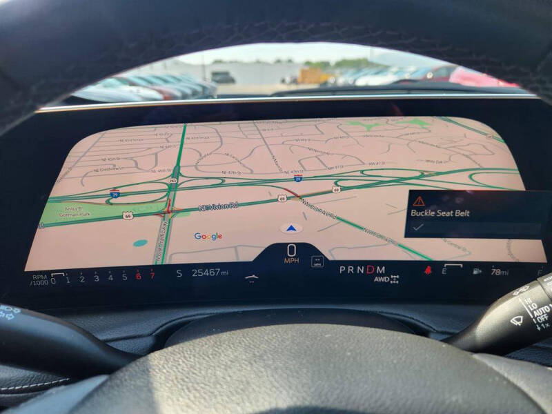 2025 Cadillac XT4 Premium Luxury