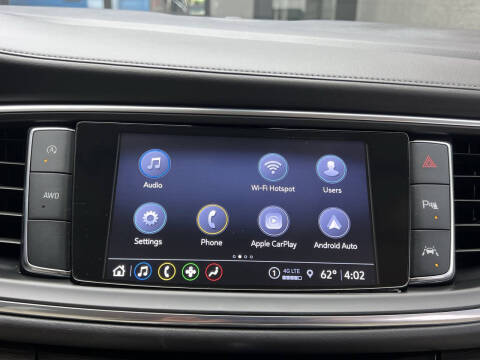 2023 Buick Enclave Essence