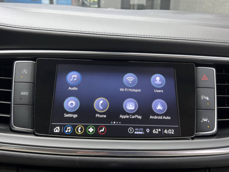 2023 Buick Enclave Essence