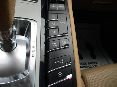 2013 Porsche Panamera 4