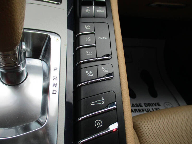 2013 Porsche Panamera 4