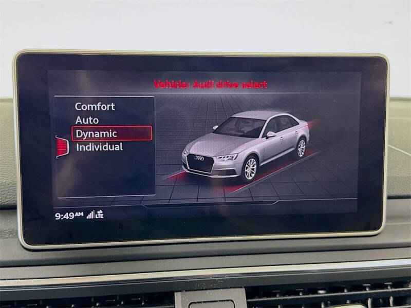 2019 Audi A4 quattro Premium Plus 45 TFSI