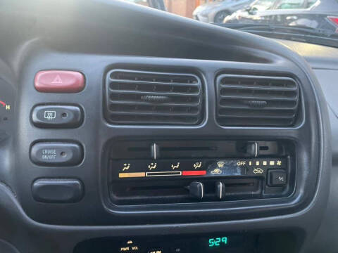 2002 Chevrolet Tracker LT