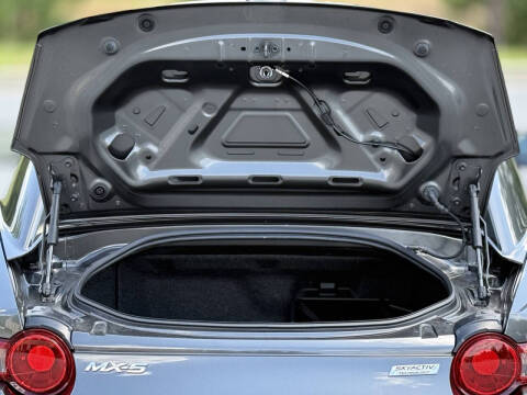 2019 Mazda MX-5 Miata RF Grand Touring