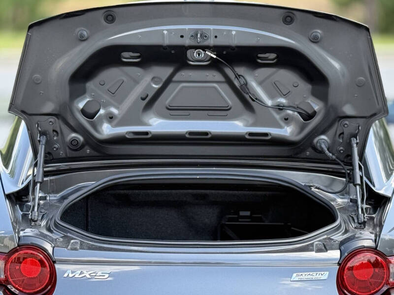 2019 Mazda MX-5 Miata RF Grand Touring