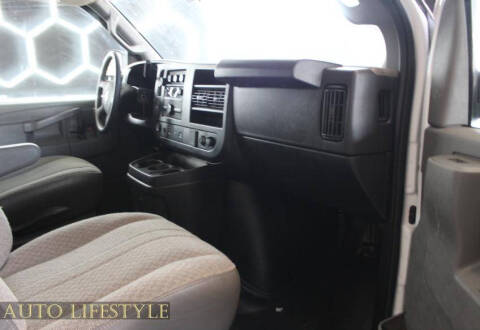 2023 GMC Savana 2500