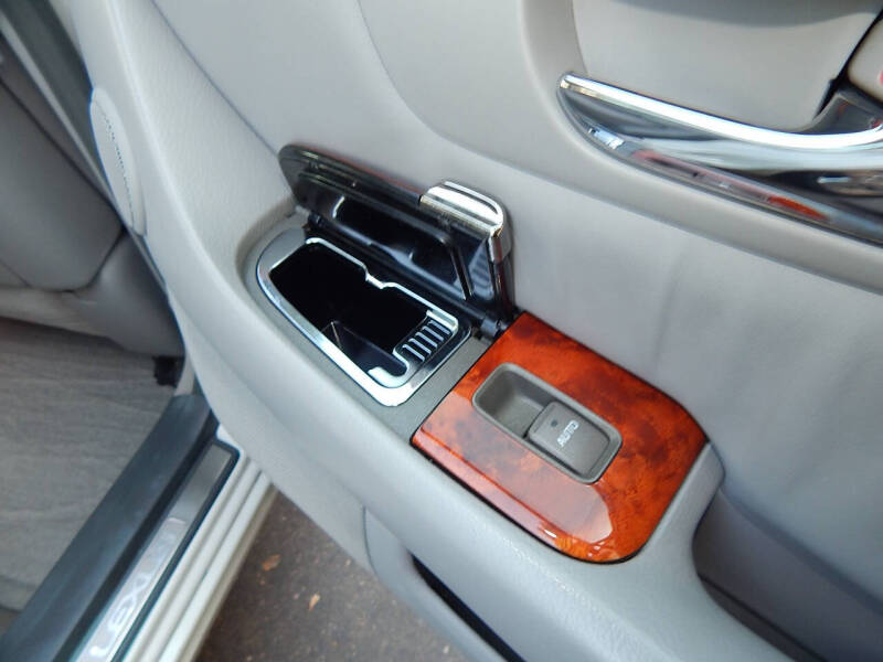 2005 Lexus LS 430