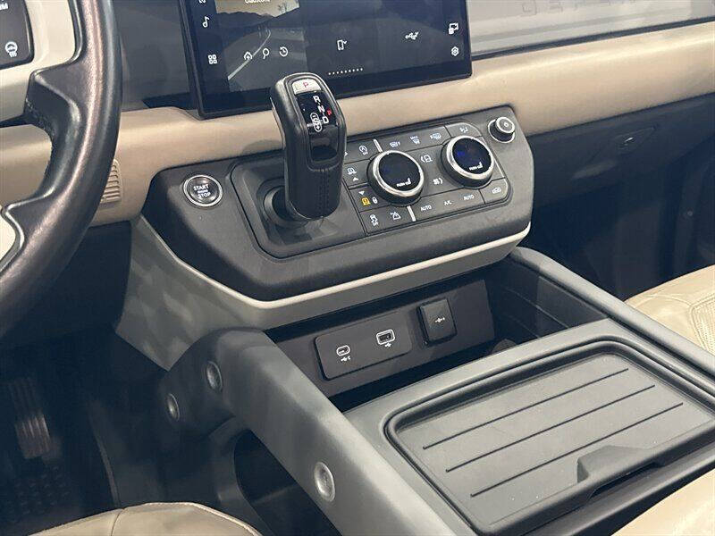 2022 Land Rover Defender 110 XS Edition