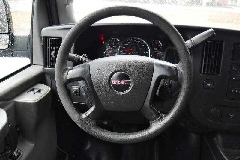 2016 GMC Savana 2500