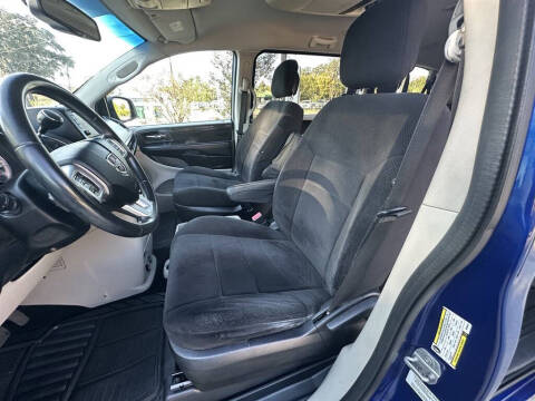 2013 Dodge Grand Caravan SE