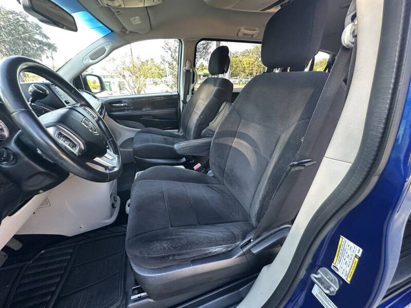 2013 Dodge Grand Caravan SE