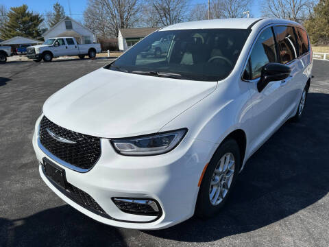 2025 Chrysler Pacifica Select