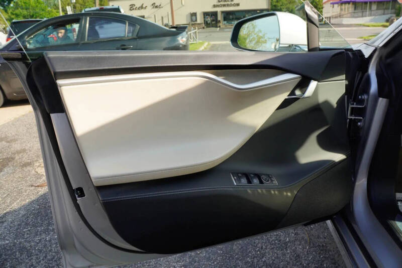 2017 Tesla Model S