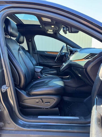2017 Lincoln MKC Select