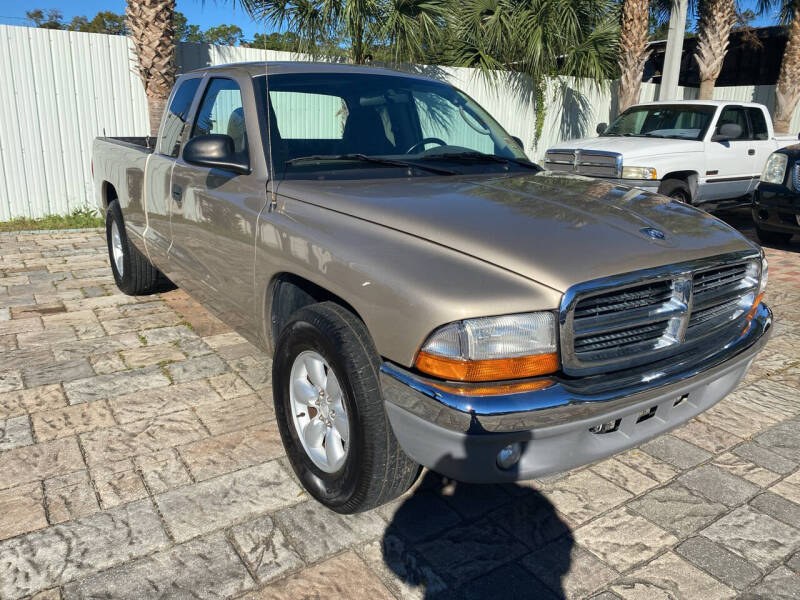 2004 Dodge Dakota SLT photo 5