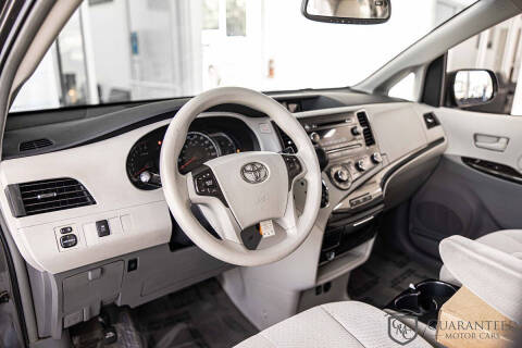 2012 Toyota Sienna