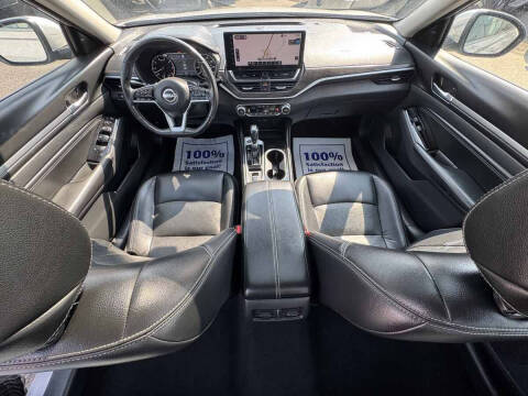 2023 Nissan Altima 2.5 SL