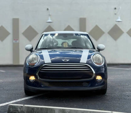 2015 MINI Hardtop 4 Door Cooper