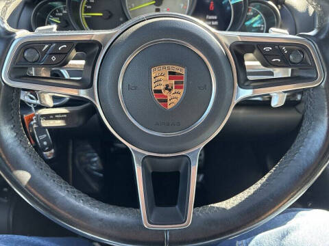2017 Porsche Cayenne S E-Hybrid