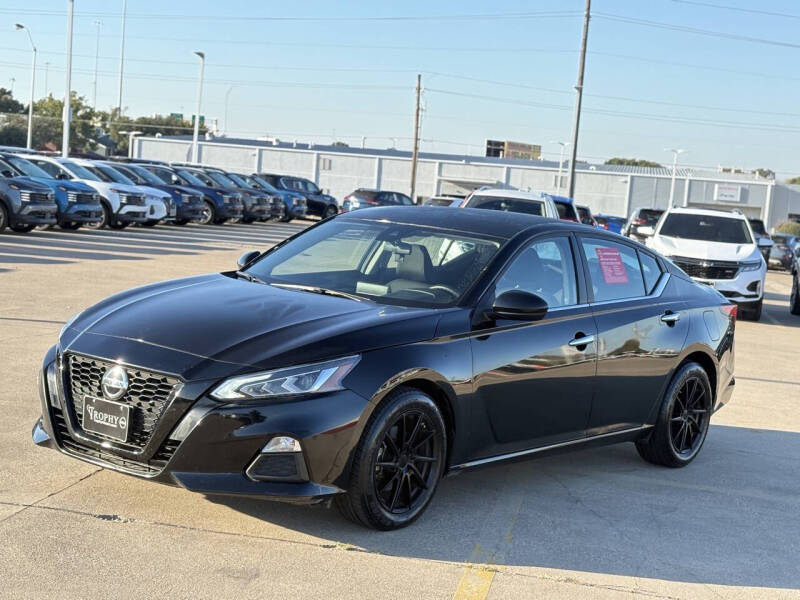 2022 Nissan Altima 2.5 SV