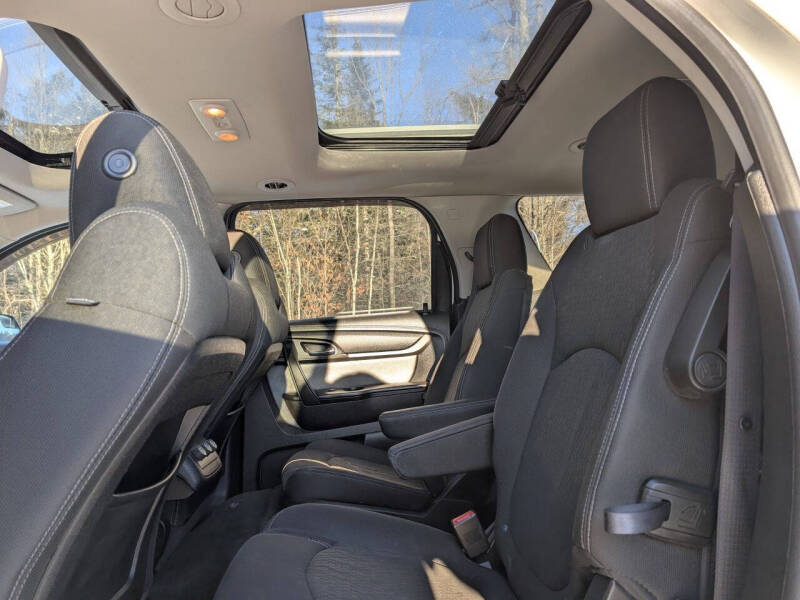 2013 GMC Acadia SLE-2