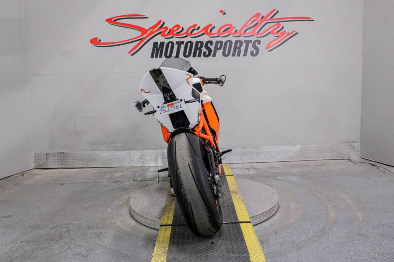 2014 KTM 1190 RC8 R