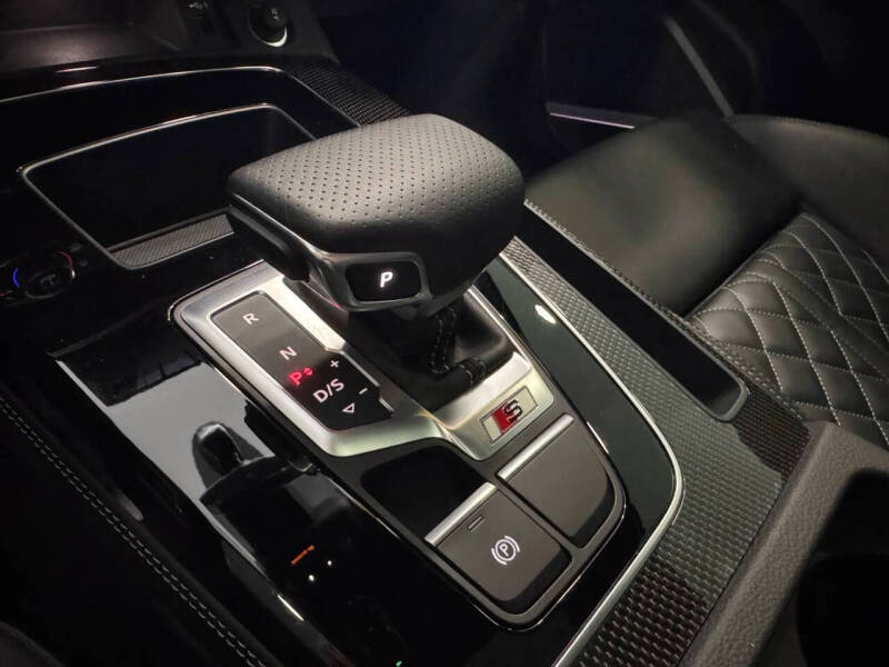 2024 Audi SQ5 3.0T quattro Premium Plus