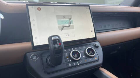 2026 Land Rover Defender 110 P400 X-Dynamic SE