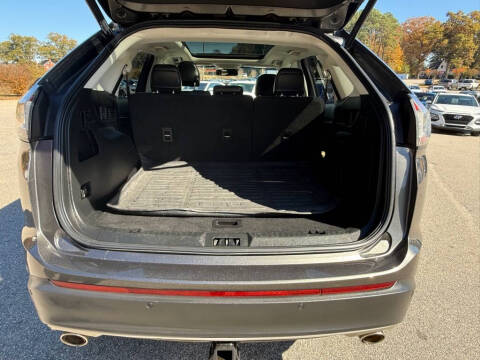 2017 Ford Edge Titanium