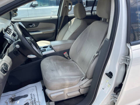 2013 Ford Edge SE