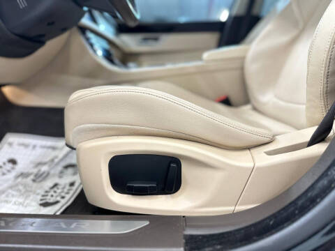 2016 Jaguar XF 35t Premium