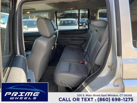 2007 Jeep Commander Sport