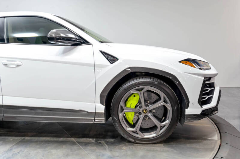 2020 Lamborghini Urus