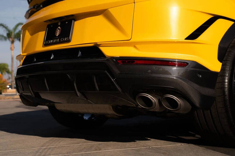 2024 Lamborghini Urus Performante