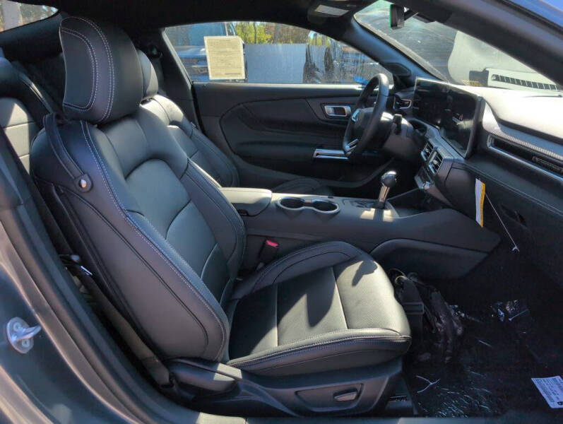 2025 Ford Mustang EcoBoost Premium