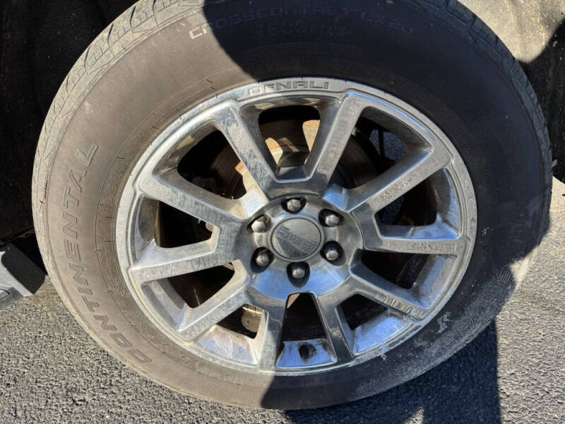 2017 GMC Yukon Denali