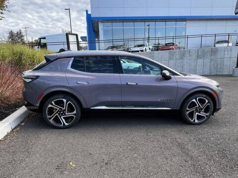 2025 Chevrolet Equinox EV LT 2