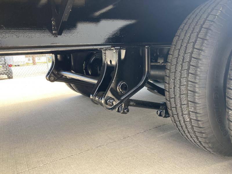 2024 Top Hat Trailers 35+5x102 GN 259 2 - 12000# Dex