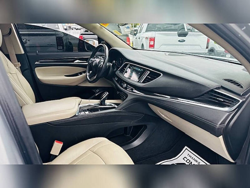 2019 Buick Enclave Essence