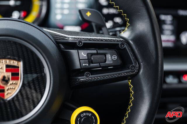 2020 Porsche 911 Carrera S