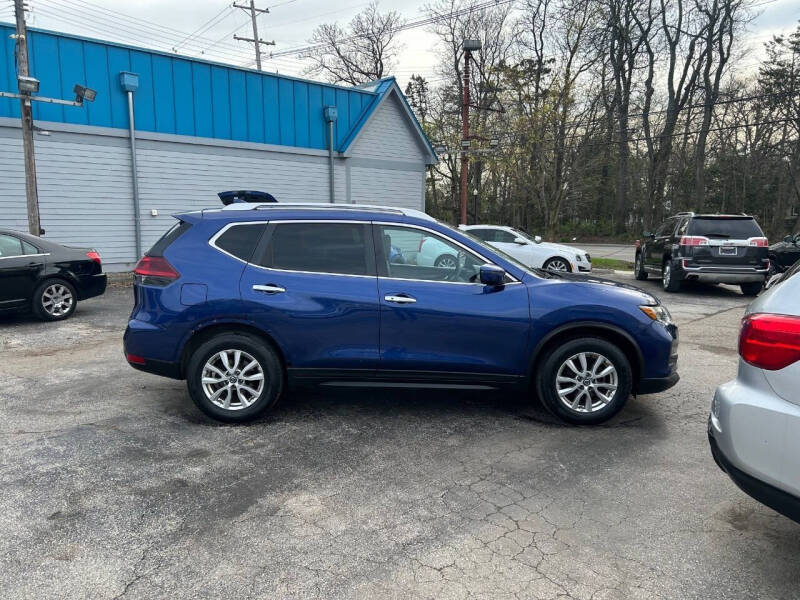 2018 Nissan Rogue SV