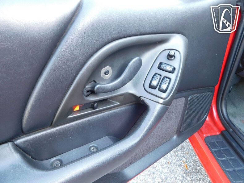 2000 Chevrolet Camaro