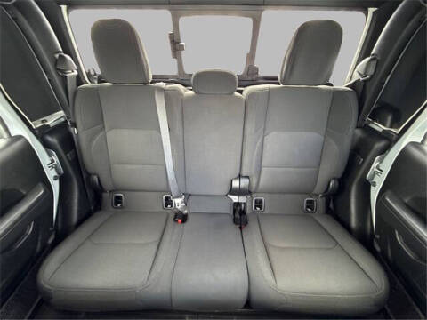 2022 Jeep Gladiator Willys