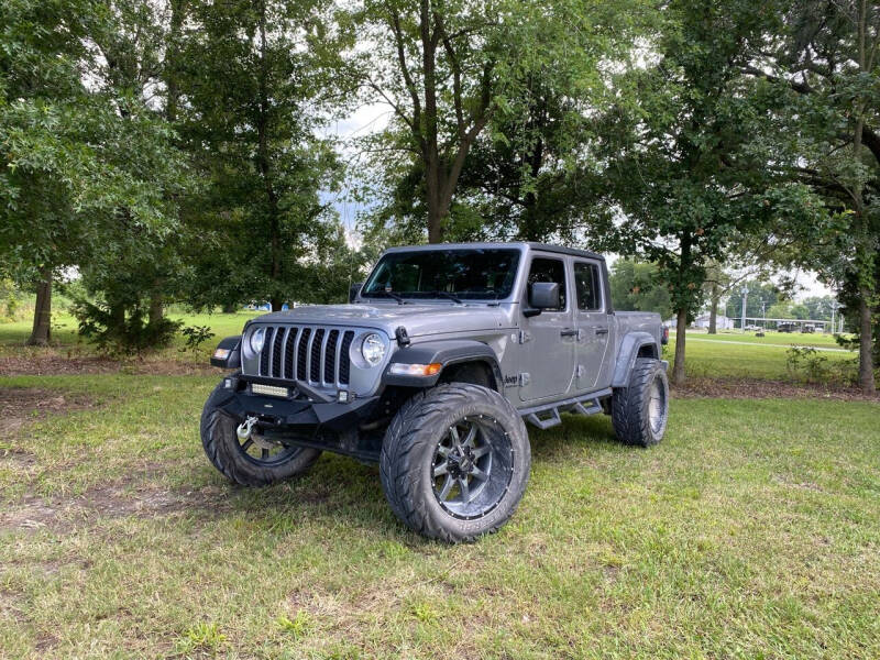 Walker Automotive Car Dealer in Frontenac, KS