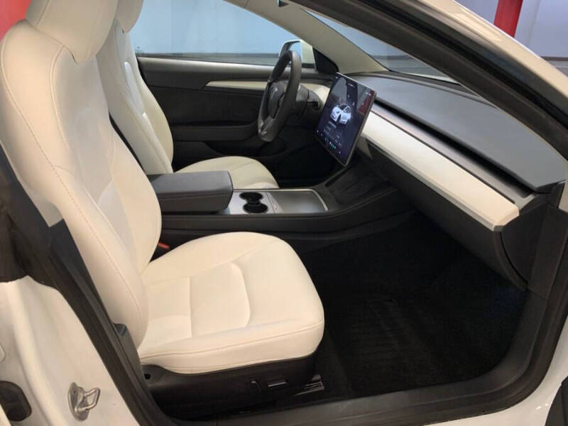 2023 Tesla Model 3 Performance