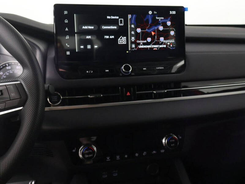 2025 Mitsubishi Outlander ES