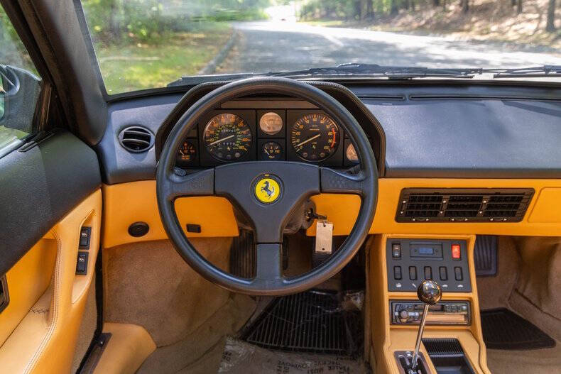 1989 Ferrari Mondial T