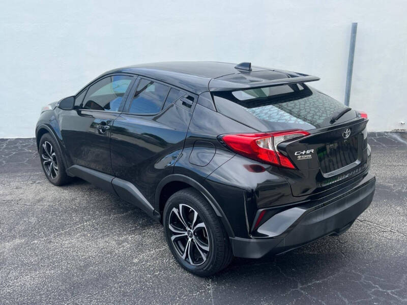2019 Toyota C-HR XLE