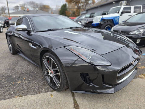 2015 Jaguar F-TYPE R