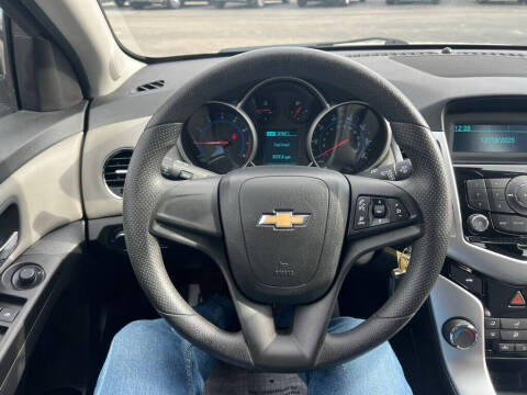 2015 Chevrolet Cruze LS Auto